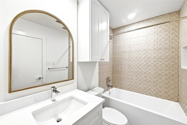 Building Photo - 6202 Laurel Valley Dr