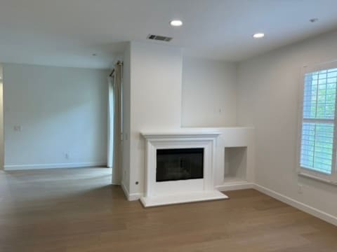 Building Photo - 1341 McFadden Dr