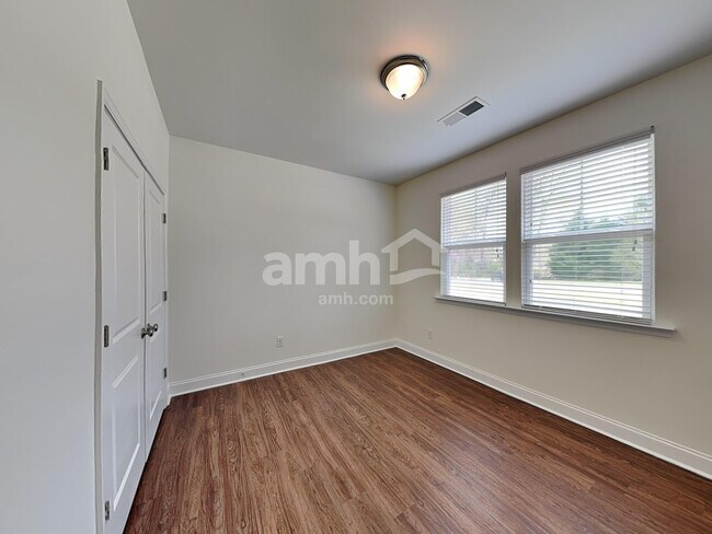 Building Photo - 3471 Shady Cove Ct