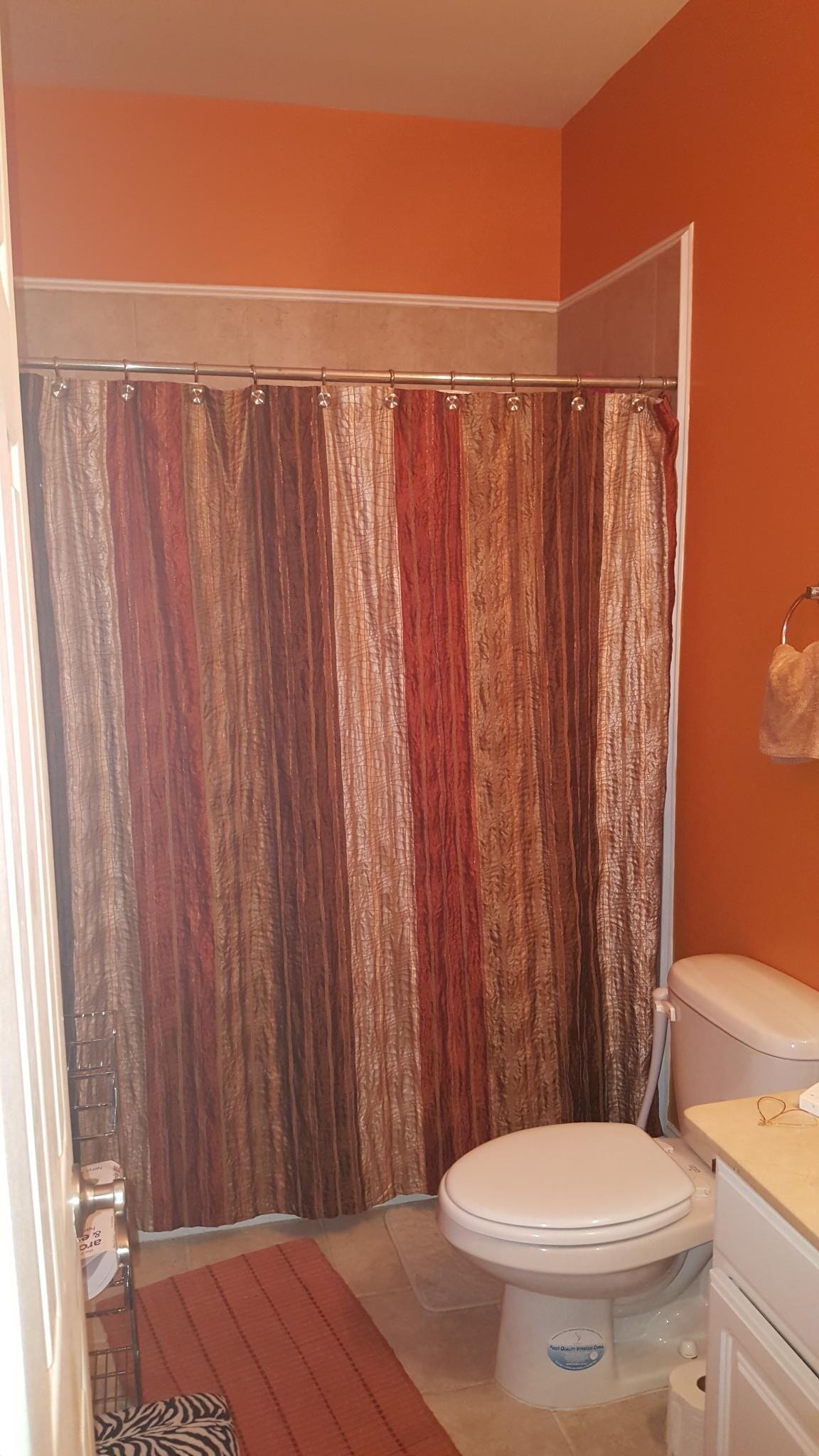 bathroom - 2129 1st St NW 3