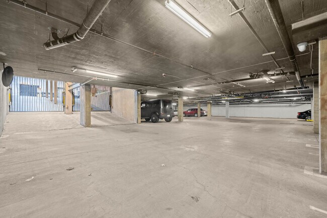 Building Photo - 8541 Alcott St