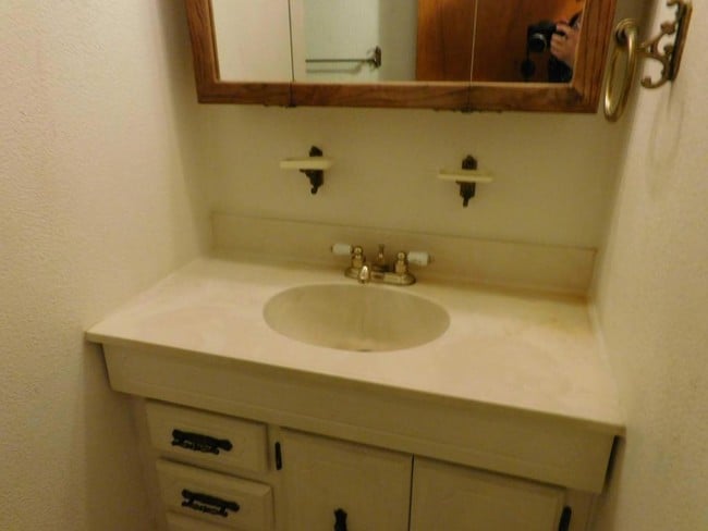 Building Photo - 154 E Papago Way