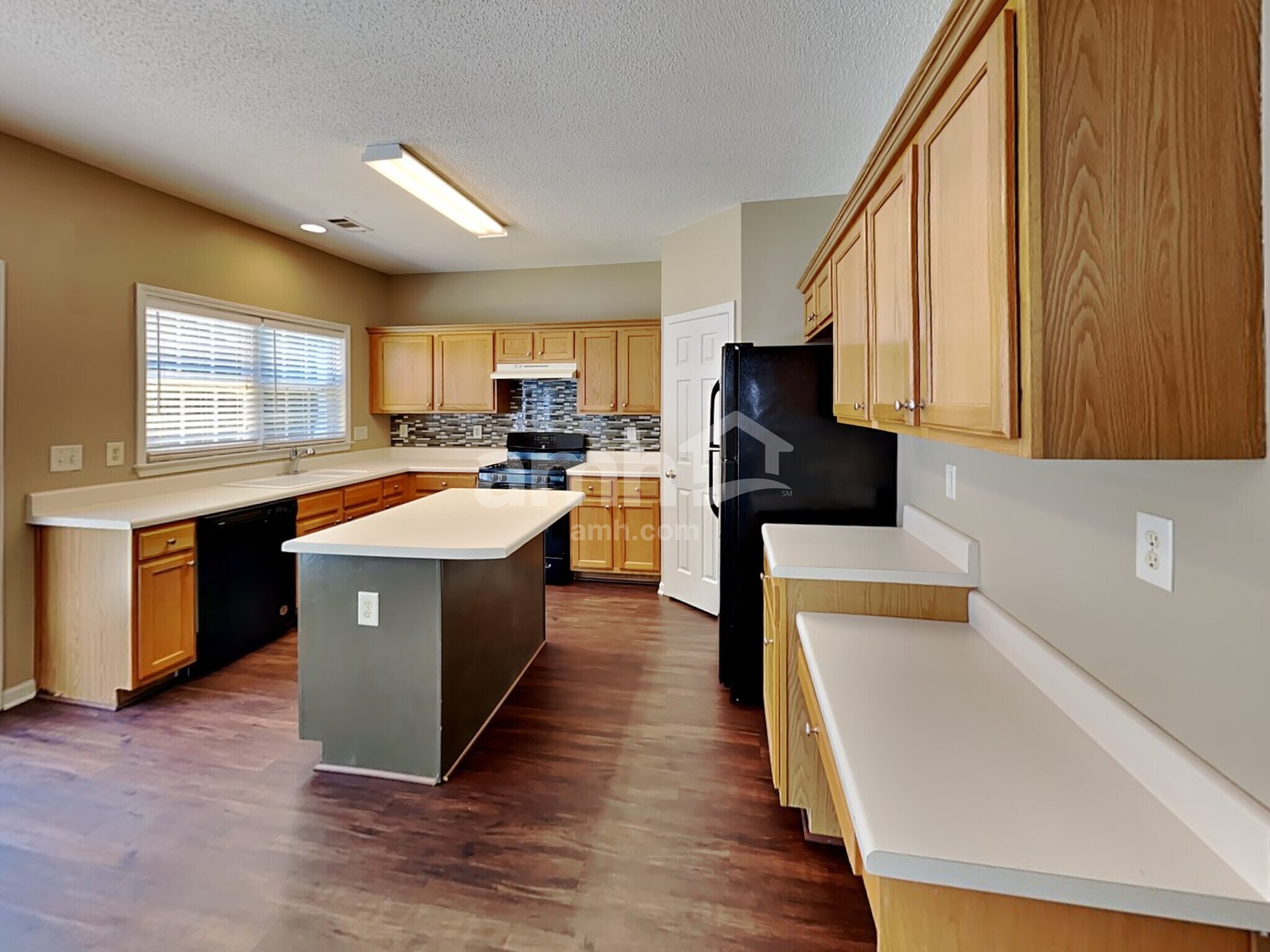 Building Photo - 507 Keeneland Ave