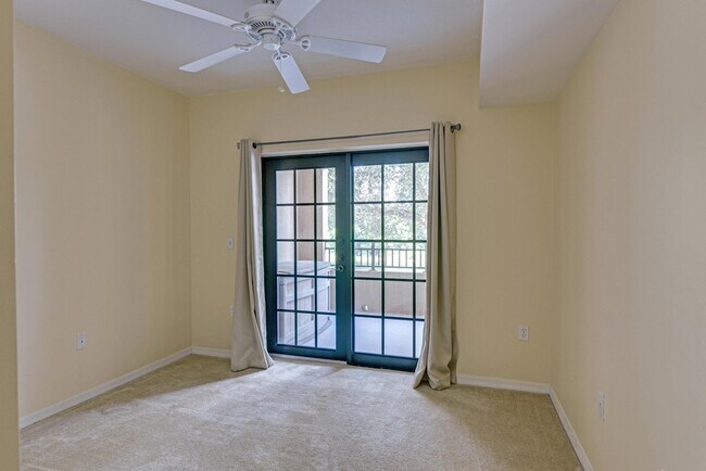 Building Photo - 4907 Midtown Ln