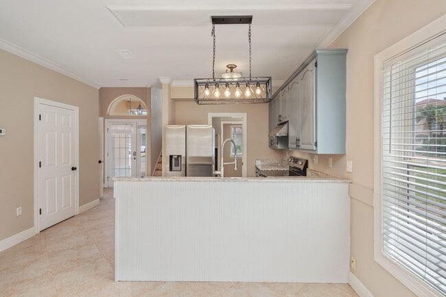 Building Photo - 272 Calusa Blvd