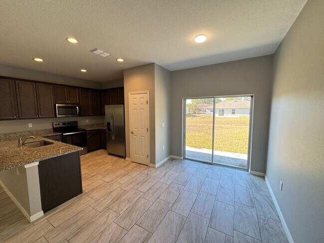 Building Photo - Immaculate 3-Bedroom, 2-Bathroom Home in Palm Bay