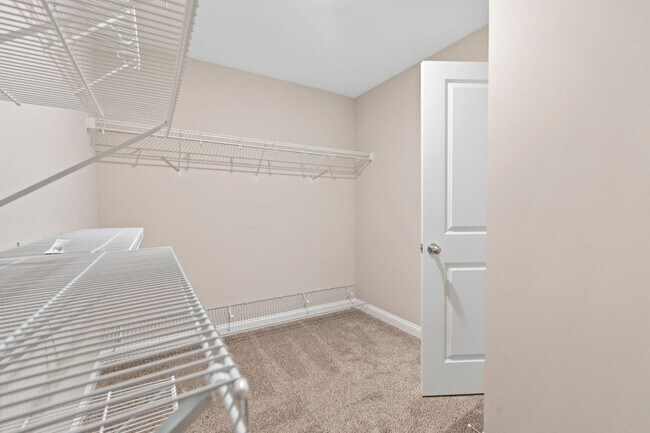 Building Photo - 109 Clearwater Dr