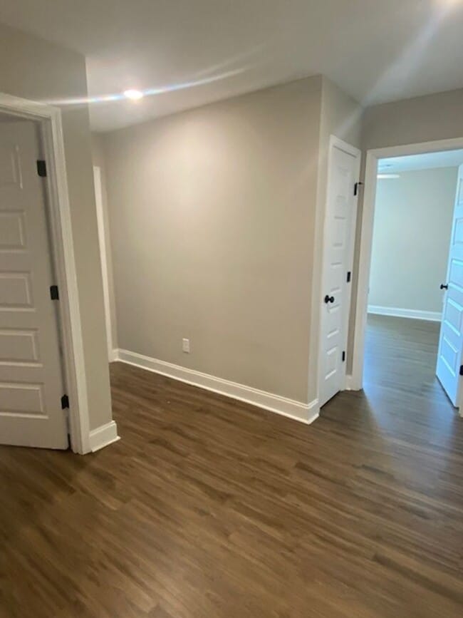 Building Photo - Quiet Living and close to the Back Gate