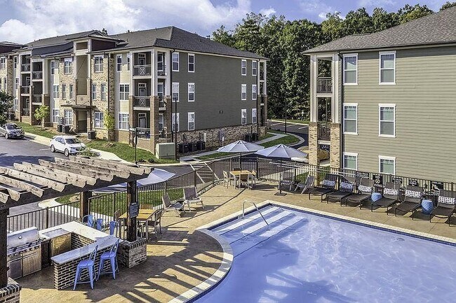 Pool - 106 Locomotive Ln