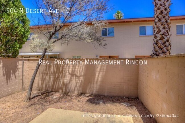 Building Photo - 904 N Desert Ave
