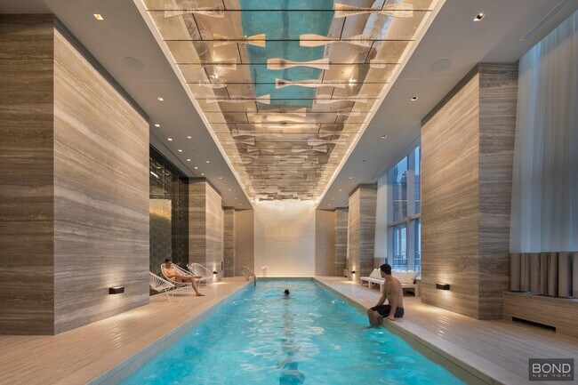 Building Photo - 555 Tenth Avenue