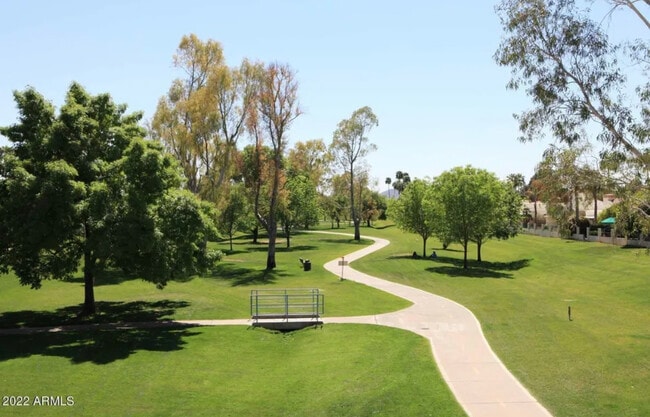 Building Photo - 11260 N 92nd St