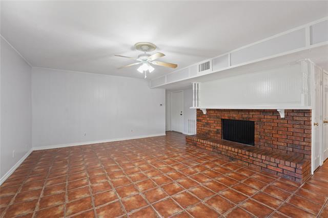Building Photo - 9214 Vagas Dr