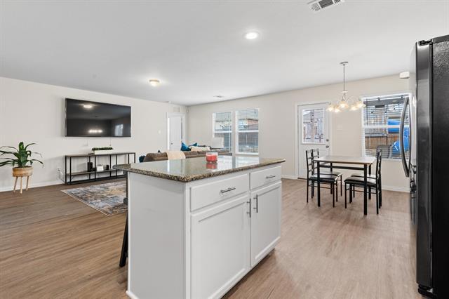 Building Photo - 9937 Amosite Dr
