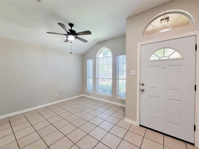 Building Photo - 4226 Daisy Meadow Dr