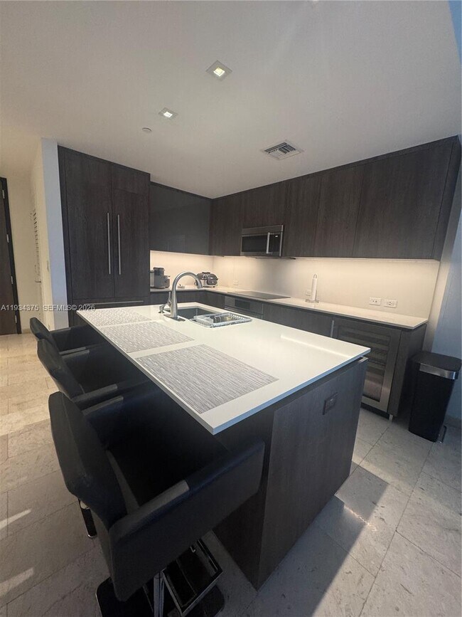 Building Photo - 88 SW 7th St