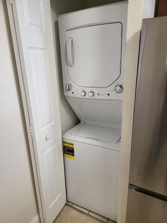 Building Photo - 1138 Coral Club Dr