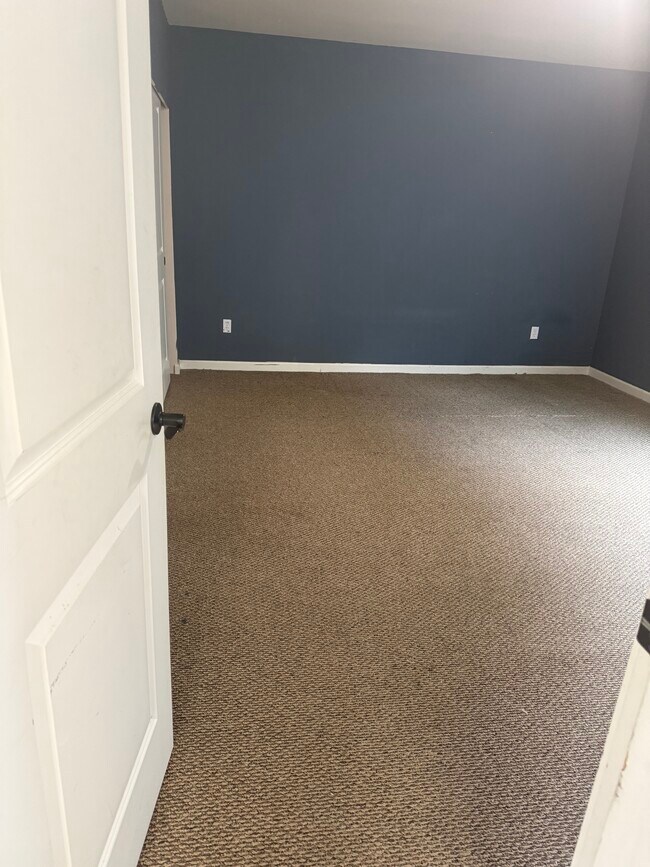 Building Photo - 11118 Paine Field Way