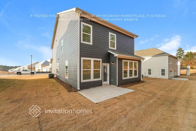 Building Photo - 72 Katherine St