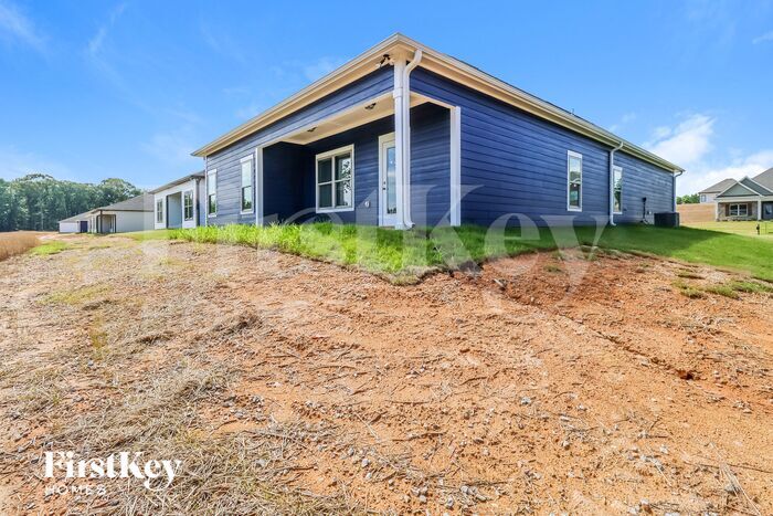 Building Photo - 310 Ridgeview Cir