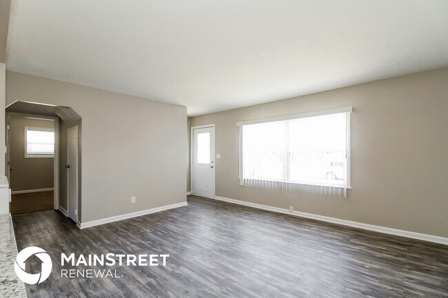 Building Photo - 13404 Hinchbrook Blvd