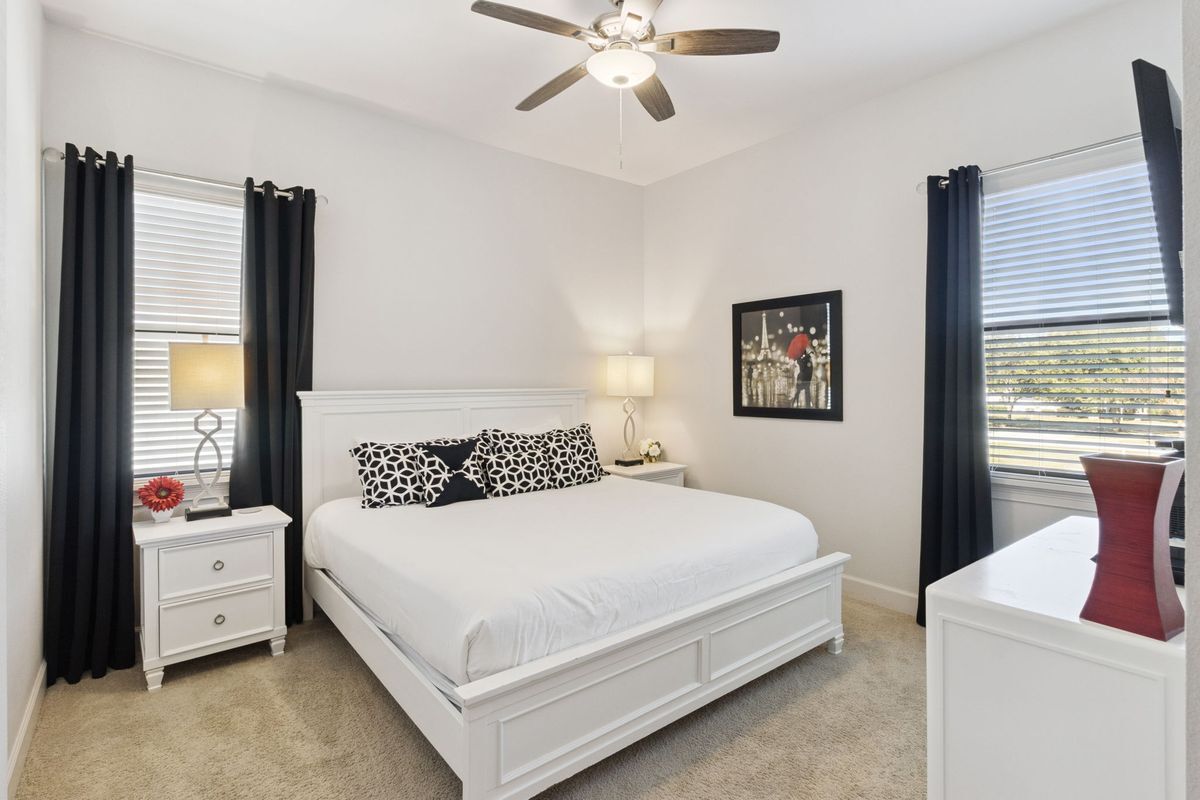 Building Photo - 7423 Sparkling Ct