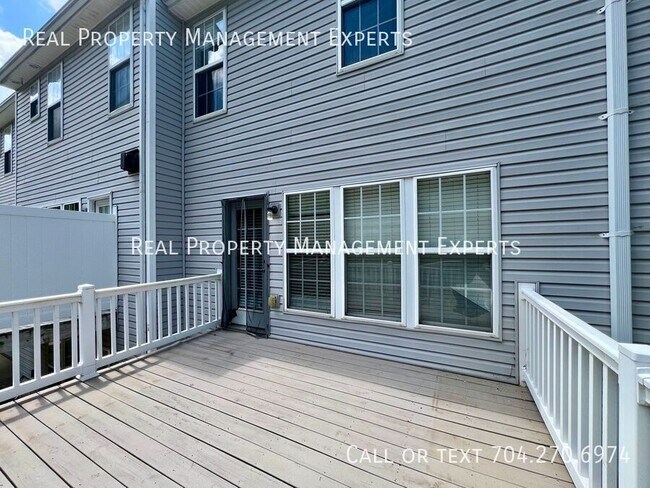Building Photo - 10340 Garrett Grigg Rd