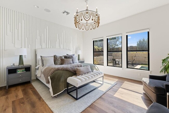 Building Photo - 223 Golden Bear Dr