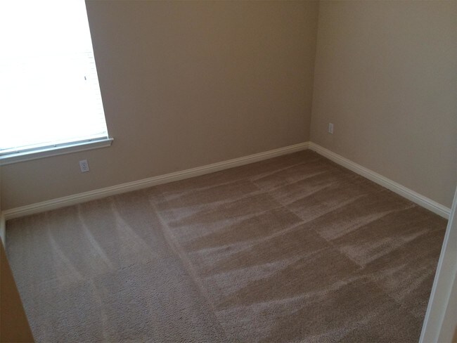 Building Photo - 2613 National Park Blvd