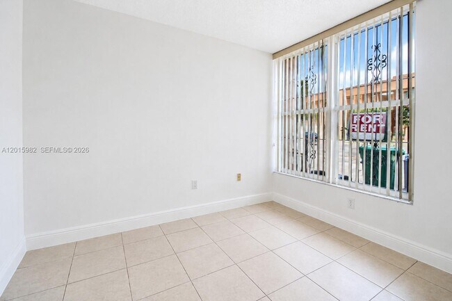 Building Photo - 6326 SW 139th Ct