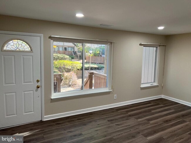 Building Photo - 1635 Westwind Way