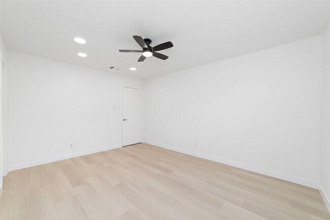 Building Photo - 11222 Sandstone St