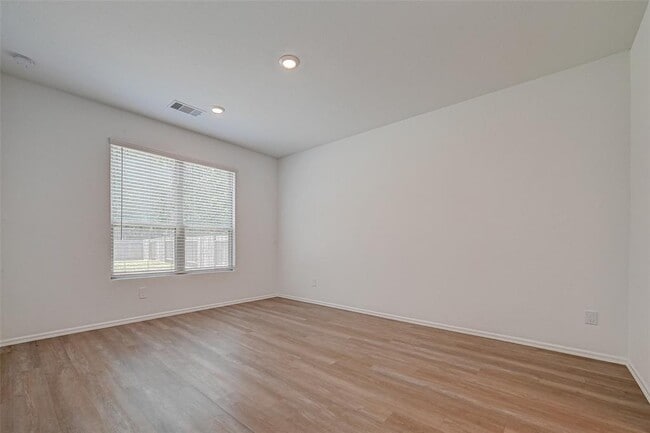 Building Photo - 22084 Juniper Crossing Dr