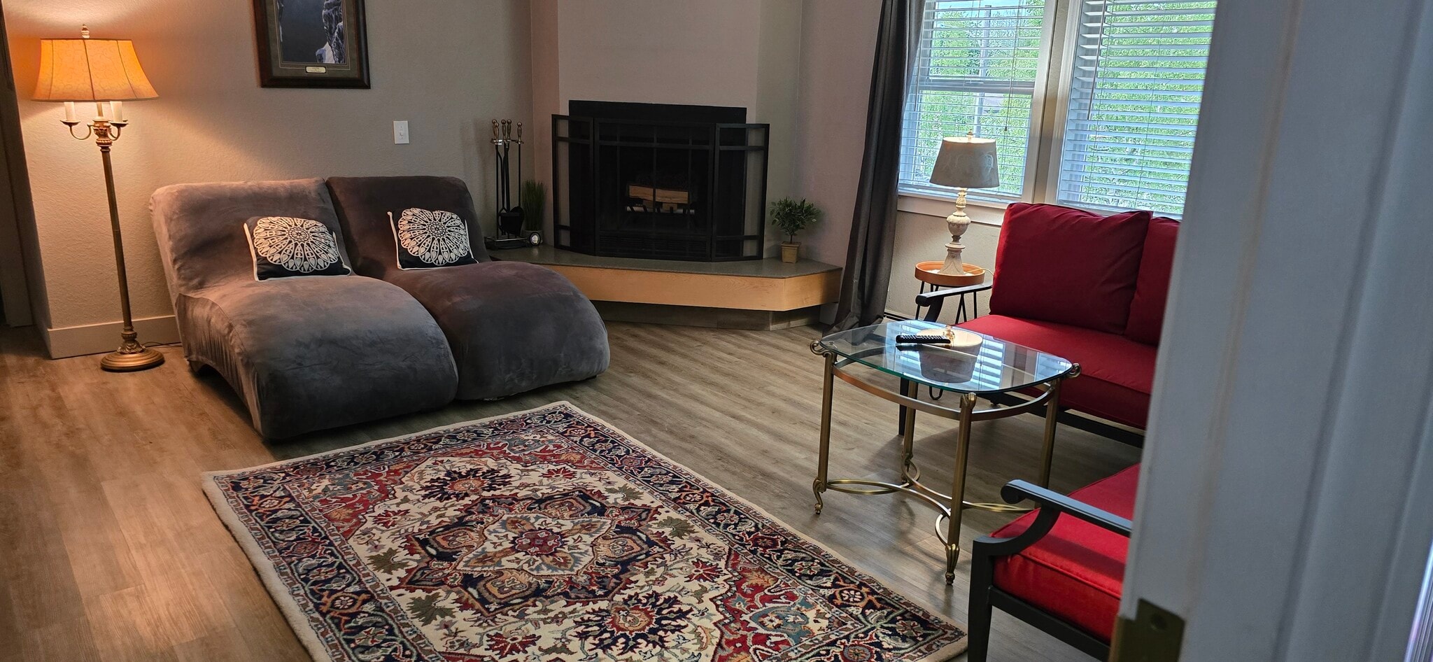 Building Photo - 1208 Denali St