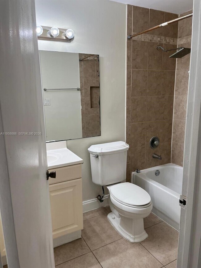 Building Photo - 10451 SW 157th Pl