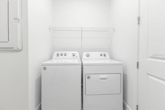 Building Photo - 9982 Beachwalk Dr