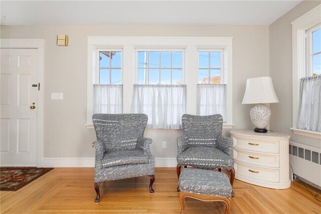 Building Photo - 9 White Terrace