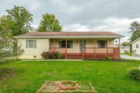 Building Photo - 3/ 2 Home for Rent