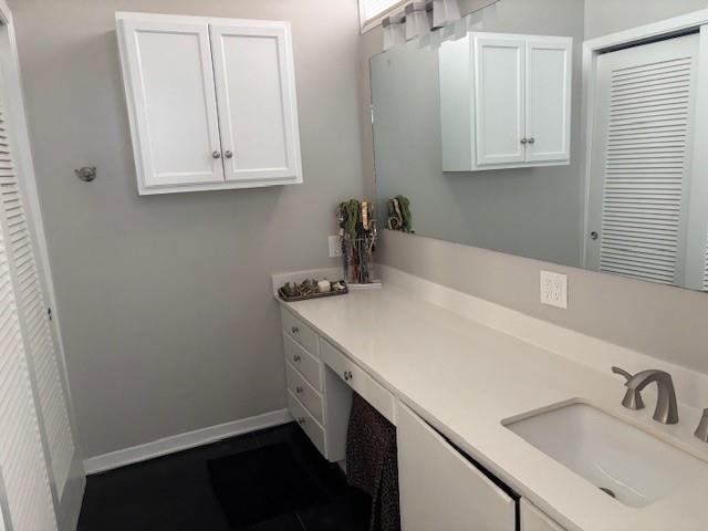 Building Photo - 3400 Stoneridge Rd