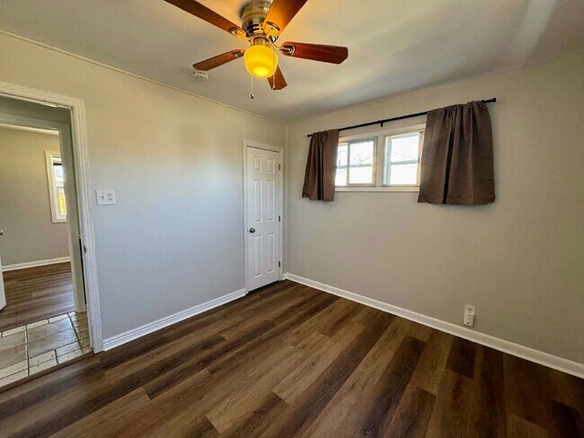 Building Photo - 2691 S Linley Ct