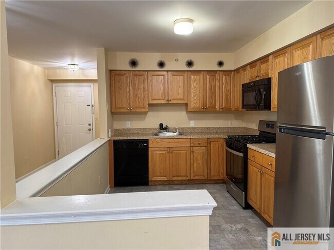 Building Photo - 1338 Fernwood Ct