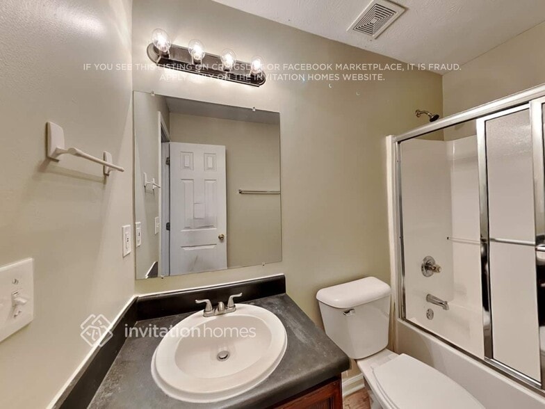 Building Photo - 2715 Burnstone Run