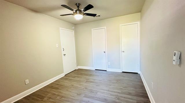 Building Photo - 813 Sandhurst Dr