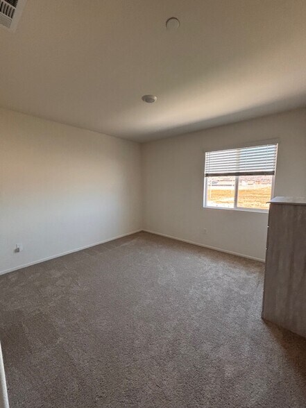 Building Photo - 31058 Water Beech Dr