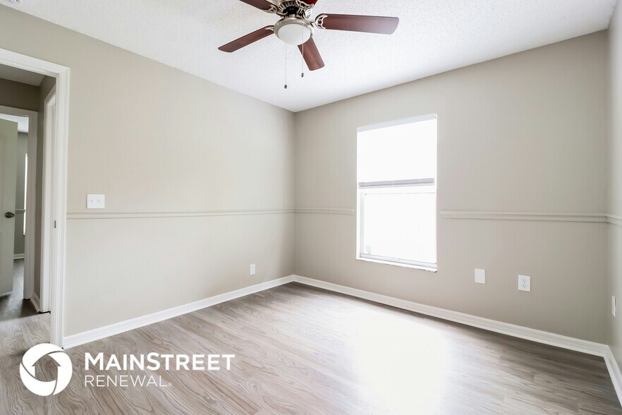 Building Photo - 1921 Tilden Pl