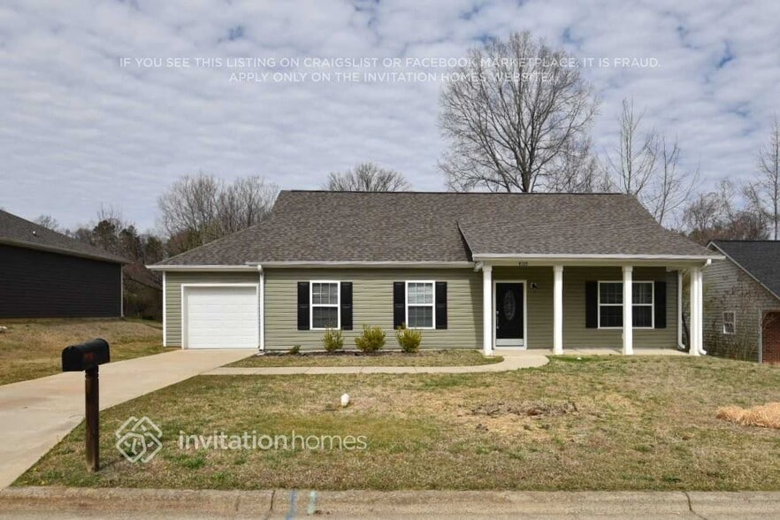 Primary Photo - 4105 Rev Williams Dr