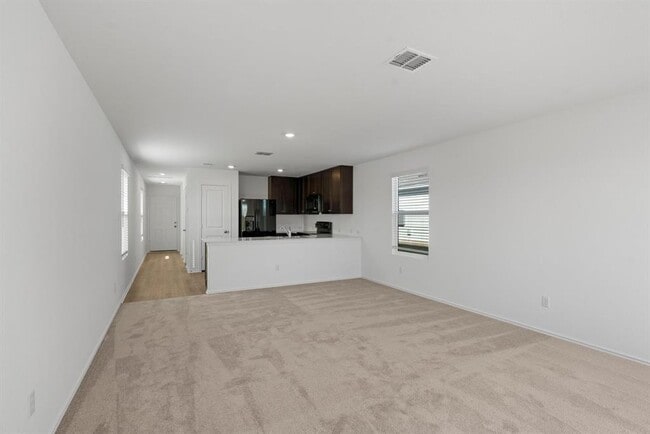 Building Photo - 444 Marty Allen Lp