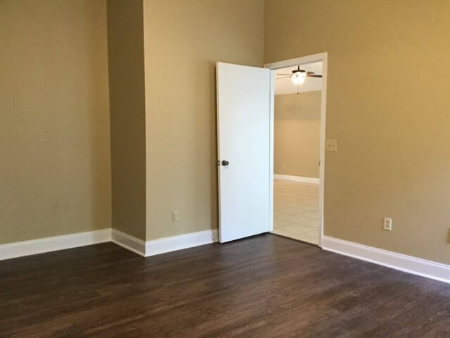 Building Photo - 4533 Bridgeton Ln