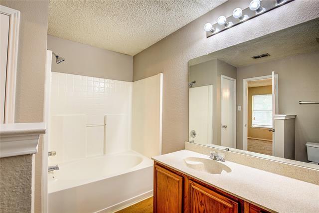 Building Photo - 2363 Laurelhill Ln