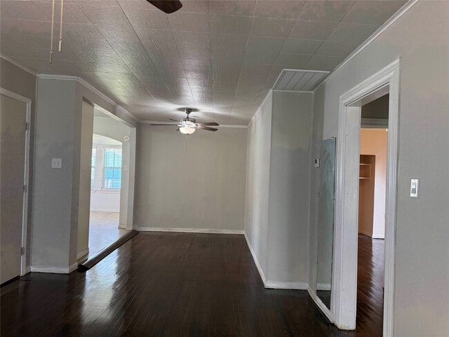 Building Photo - 7607 Hemlock St